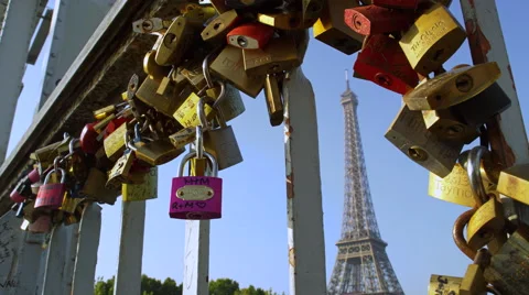 Locks of Love Near the Eiffel Tower, Paris, France 4K Stock Video Footage Vidéo 45533264