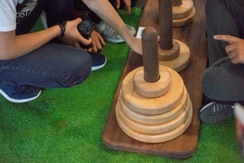 Logic games elements with Geometric shapes . Concept of creative, logical thi 스톡 사진