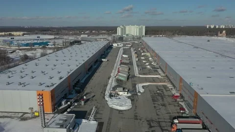 Logistics center accepts trucks for loading goods 스톡 동영상 199202400