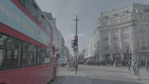 London bus moving forward Stock Footage 219314551