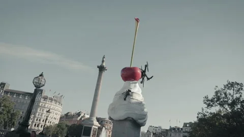 London Cherry | 4K Video stock 170379158
