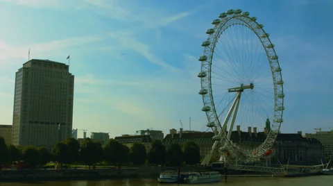 London Eye and Shell Building WS static 01 HD 스톡 동영상 40918359