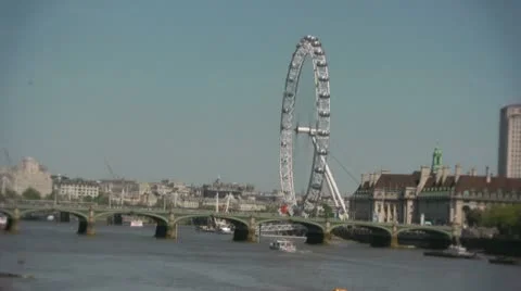London eye on the thames Video stock 11112637