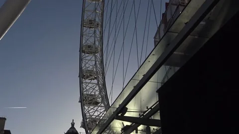 LONDON EYE2 Stock Footage 137743312
