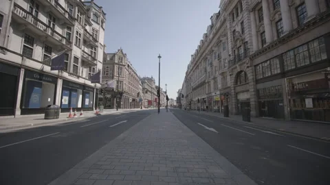 London in lockdown, empty street Piccadilly Stock Footage 132501846