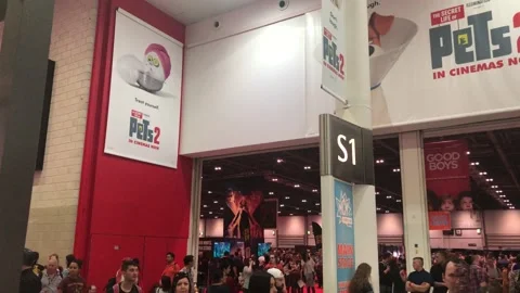 LONDON MCM COMIC CON Stock Footage 135677820