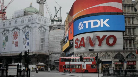 London Piccadilly 2 Stock Footage 39729878