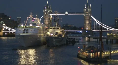 London River Theames Boats Tower Bridge Night UltraHD 4k Not graded Stock Footage