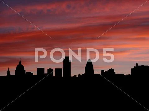 London skyline at sunset with beautiful sky illustration Stock Illustration