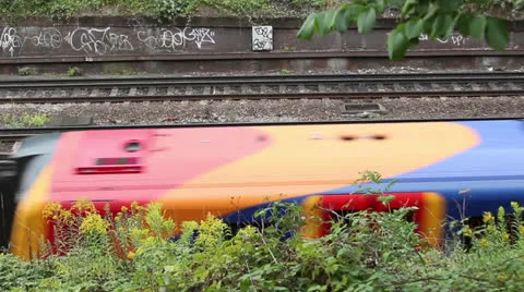 London suburban train Vídeo Stock 25271745