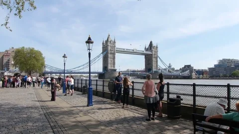 London - TOWER BRIDGE Stock Footage 73867161