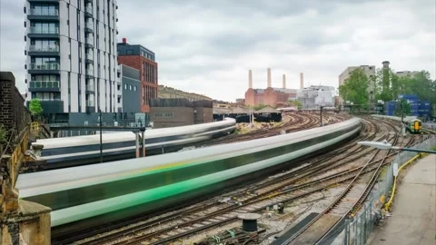 London train timelapse Vídeos de archivo 242708579