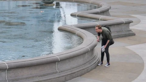 London Under Lock Down Video stock 127476330