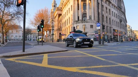 London Under Lock Down Stock Footage 127536898