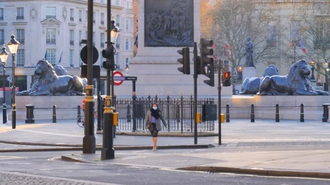 London Under Lock Down Video stock 127545426