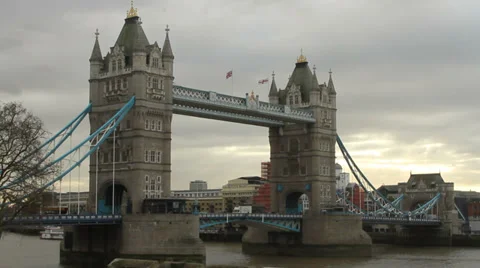 London's Tower Bridge Stock Footage 33445711