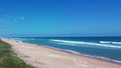 Lone beach stroll 動画素材 250354448