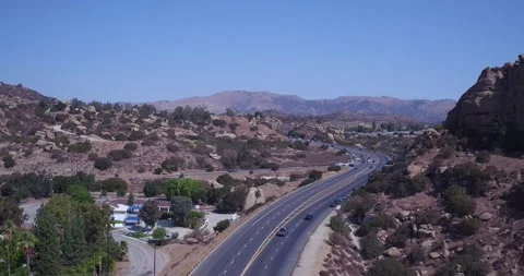 A lone desert highway 库存影片 279509492