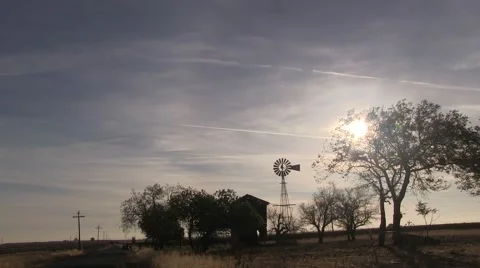 Lone windmill 스톡 동영상 43331236