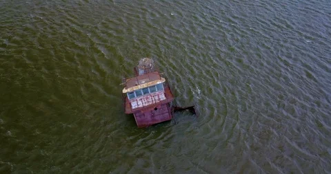 Lonely Bridge Sinking - Shipwreck Video stock 86873892