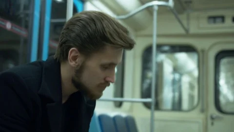 The lonely man Видео 81562948