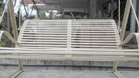 Lonely swing at garden 库存影片 30462789