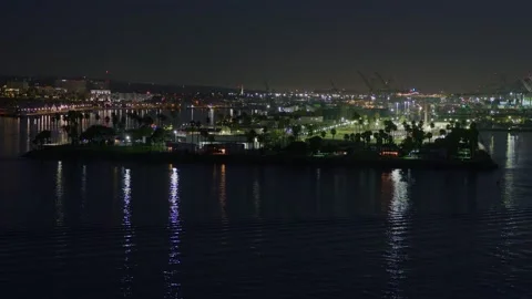 Long Beach, CA, USA – June 14, 2026: Illuminated park on peninsula at night 動画素材 336660734