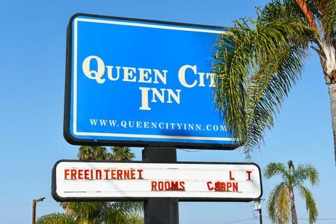 LONG BEACH, CALIFORNIA - 18 OCT 2023: Closeup of the Queen City Inn sign on.. Stock Photos