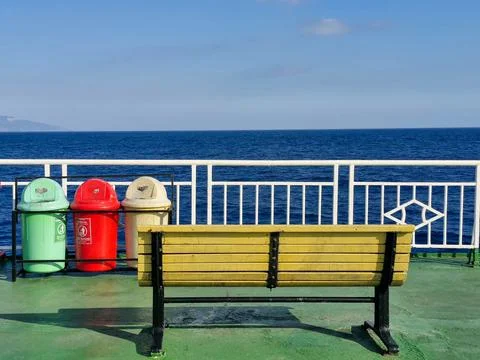 Long bench on a sailing ferry Foto stock