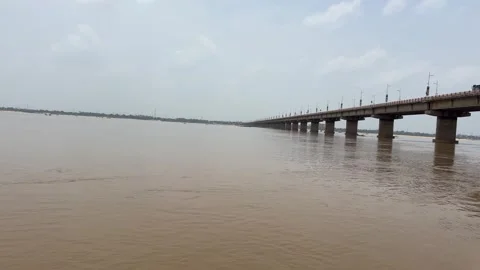 Long Bridge Across Kathajodi River on a Calm Day in Odisha, India 스톡 동영상 340500180