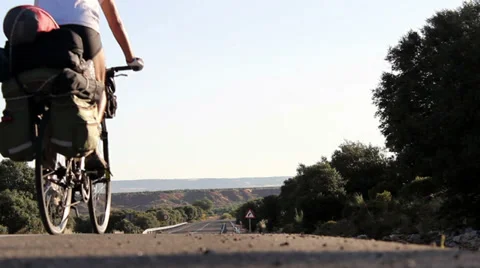 Long distance cyclist Video stock 29225876