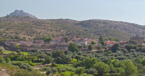 Long distant kingdom Stockbeeldmateriaal 143263492