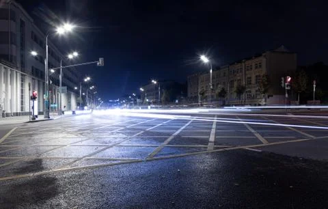 Long exposure, intersection with traffic lights Stock-Fotos