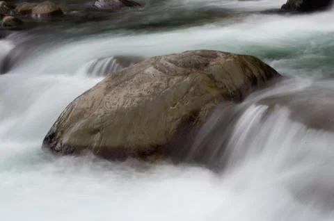 Long exposure of river on the rocks Stock-Fotos