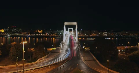 Long exposure time lapse, Budapest Erzsebet bridge at night Stock Footage 162337220