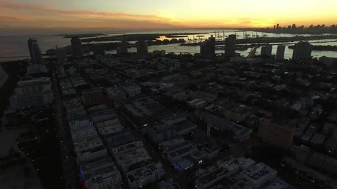 Long Pan of Miami 動画素材 71499100