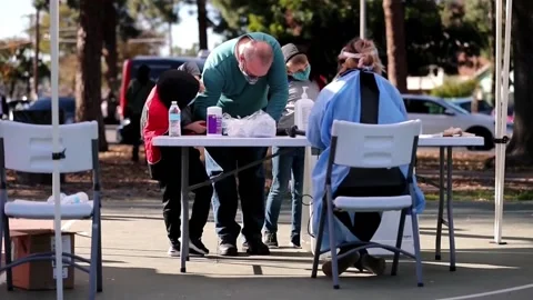 Long queues in Los Angeles to detect covid due to the increase in infections, Lo Stock Footage 204091870