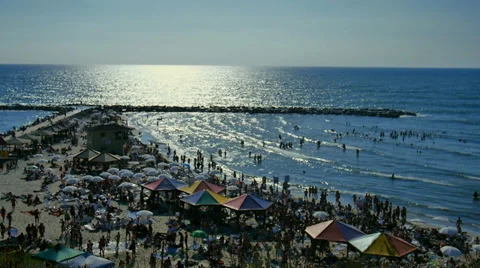 Long shoot view at the beach summertime slow motion slow mo Stock Footage 39323360