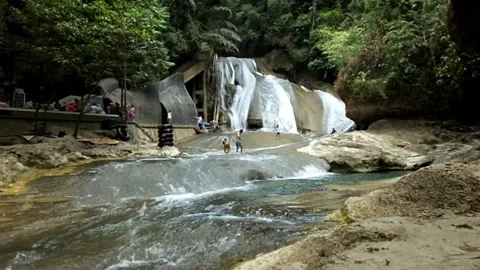 Long shot of Bantimurung waterfall Stock Footage 152223587