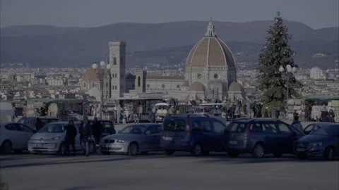 A long shot of duomo of florence with tree christmas Stock Footage 299259953