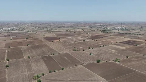 Long shot extreme wide angle drone survey capturing an extensive utilities Vídeo Stock 337246058