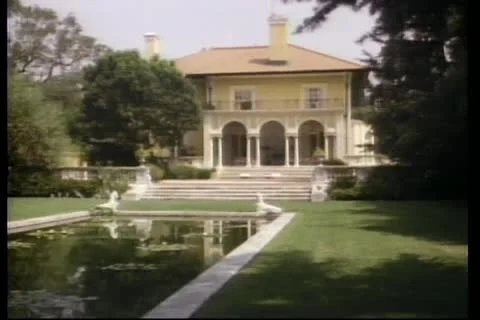 Long shot of large mansion Video stock 11345652