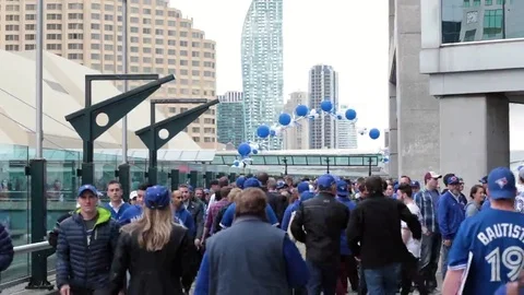 Long shot massive toronto blue jays fans crowd at Rogers Centre Stock Footage 69147174