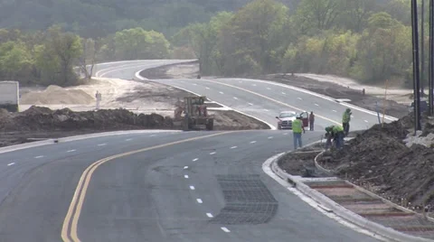 Long shot of roadway construction project Vídeos de archivo 39637074