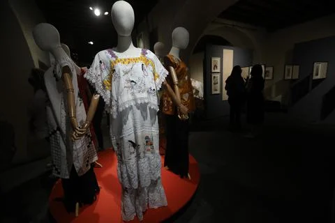 'A long thread', life and work of a Mexican embroiderer Elena Martinez Bolio of  Foto stock