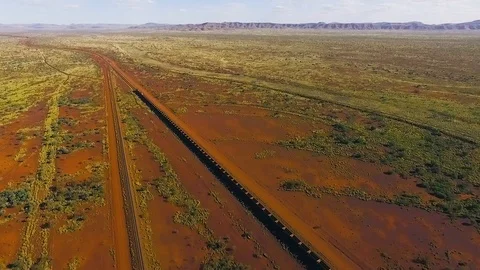 Long train in australia outback Stock-Footage 92353307