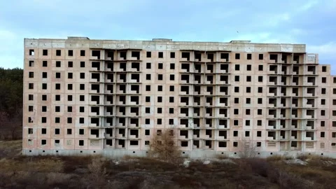 Long unfinished house Stock-Footage 204722035