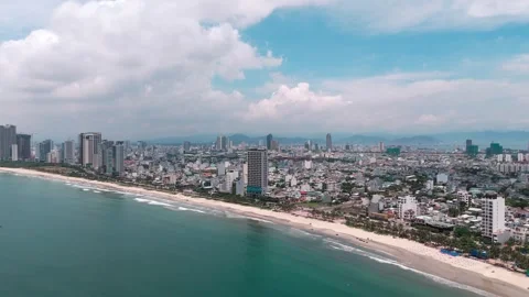 Long view high-angle shot of Da Nang Skyline, Vietnam 스톡 동영상 313251053