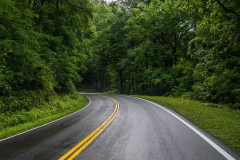 A long way down the road going to Great Smokey Mountains NP, Tennessee Stock Photos
