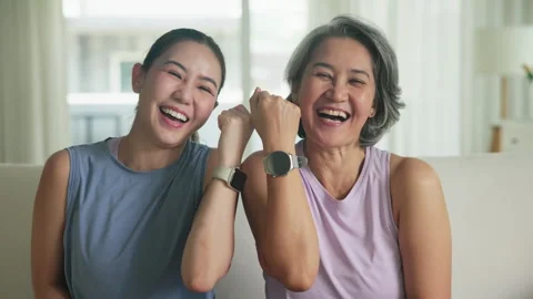 Longevity anti-aging medication for asia woman. Healthy mother daughter lif.. Stock-Footage 306195586